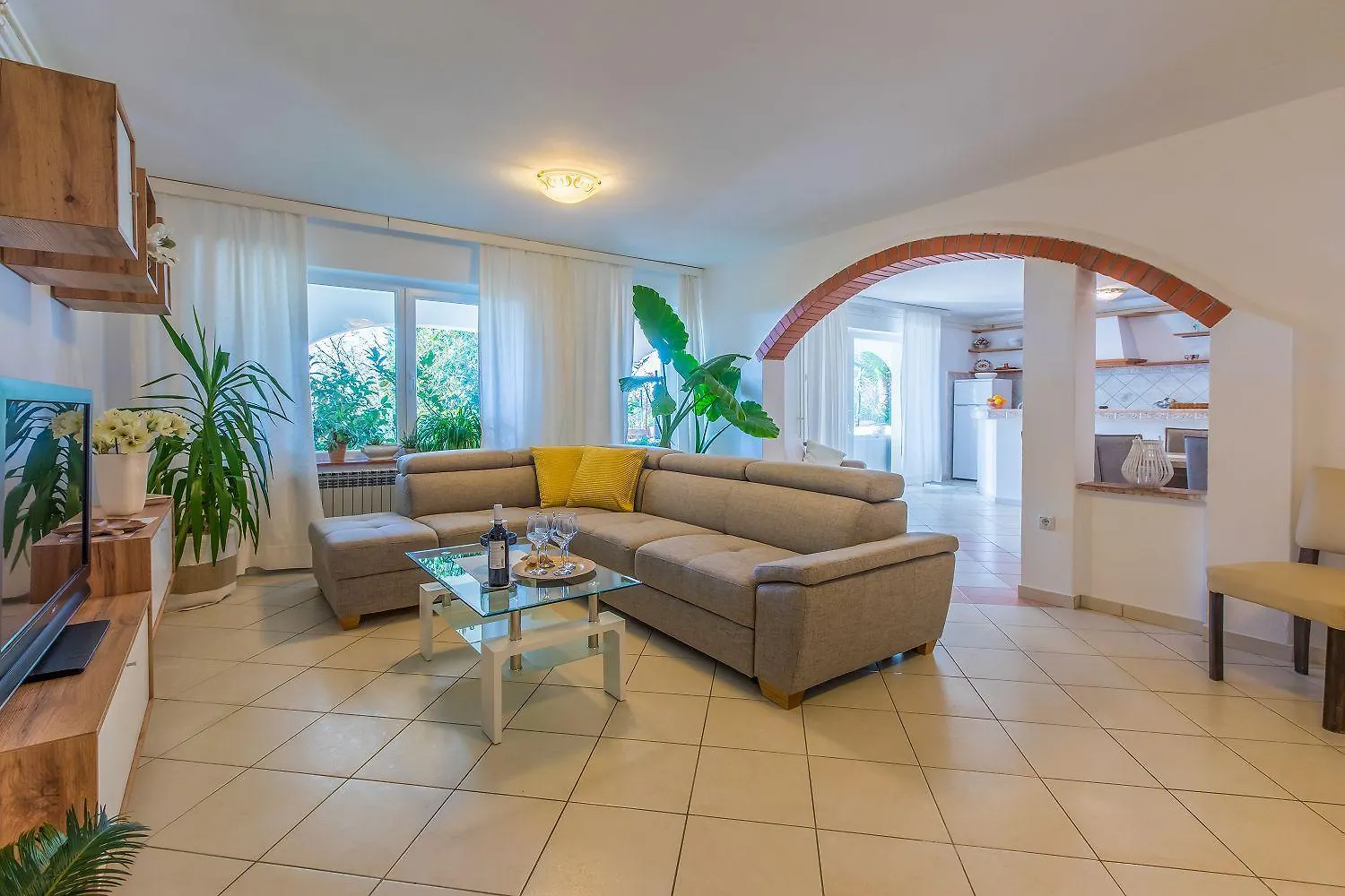 Traumhaftes Apartment Mit Eigenem Weinkeller, Hydromassagedusche, Meerblick - Nur 480 Meter Zum Strand Crikvenica