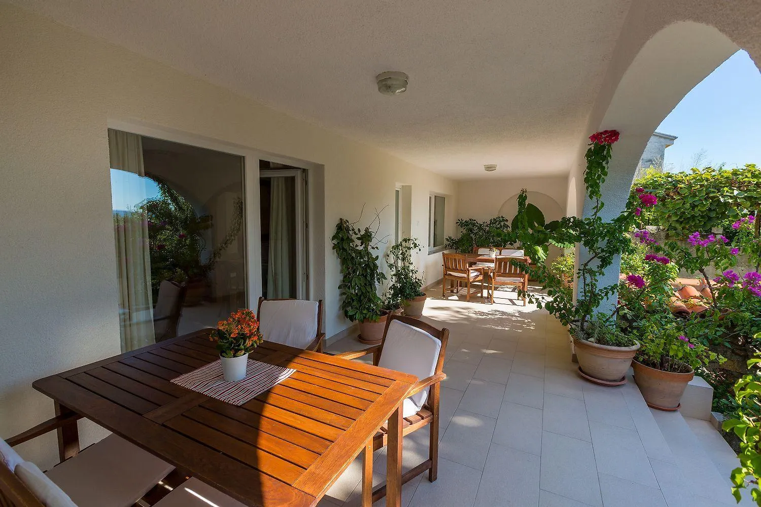 Traumhaftes Apartment Mit Eigenem Weinkeller, Hydromassagedusche, Meerblick - Nur 480 Meter Zum Strand Crikvenica